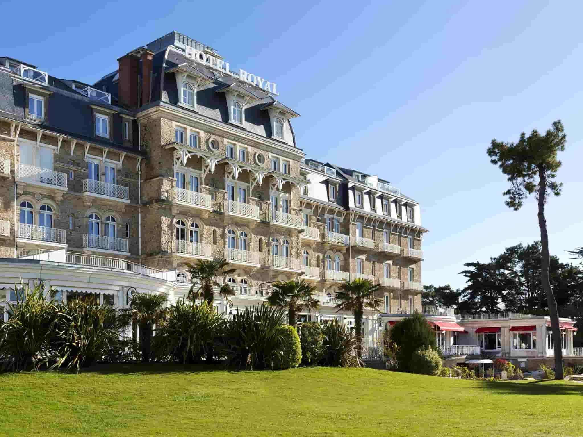 Barriere Le Royal Hotel 5*